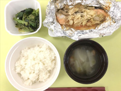 昼食