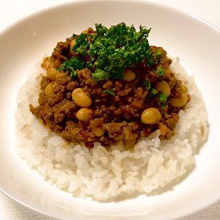 トマトと大豆のキーマカレー